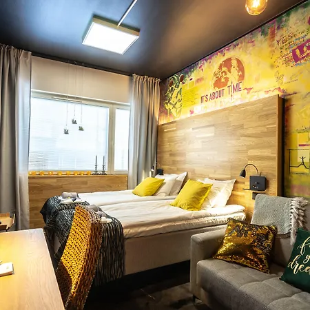 Time - Hostelli Jyväskylä